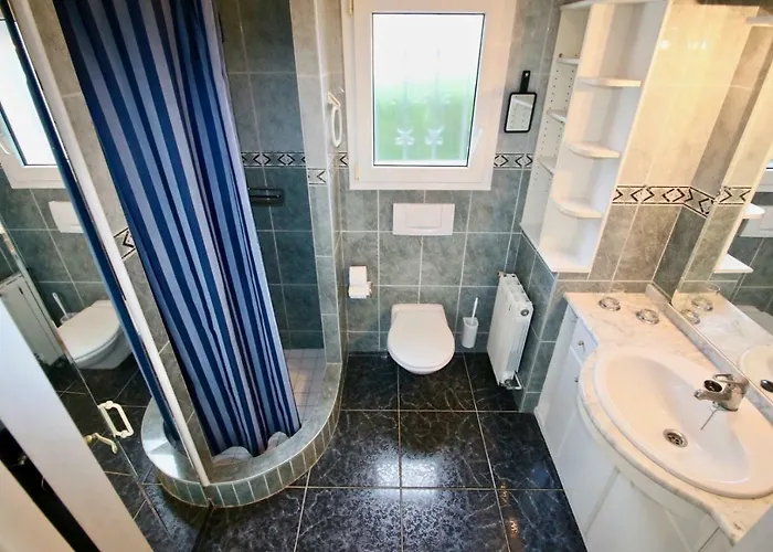 Puerto Azul 5 By Carlosferien *